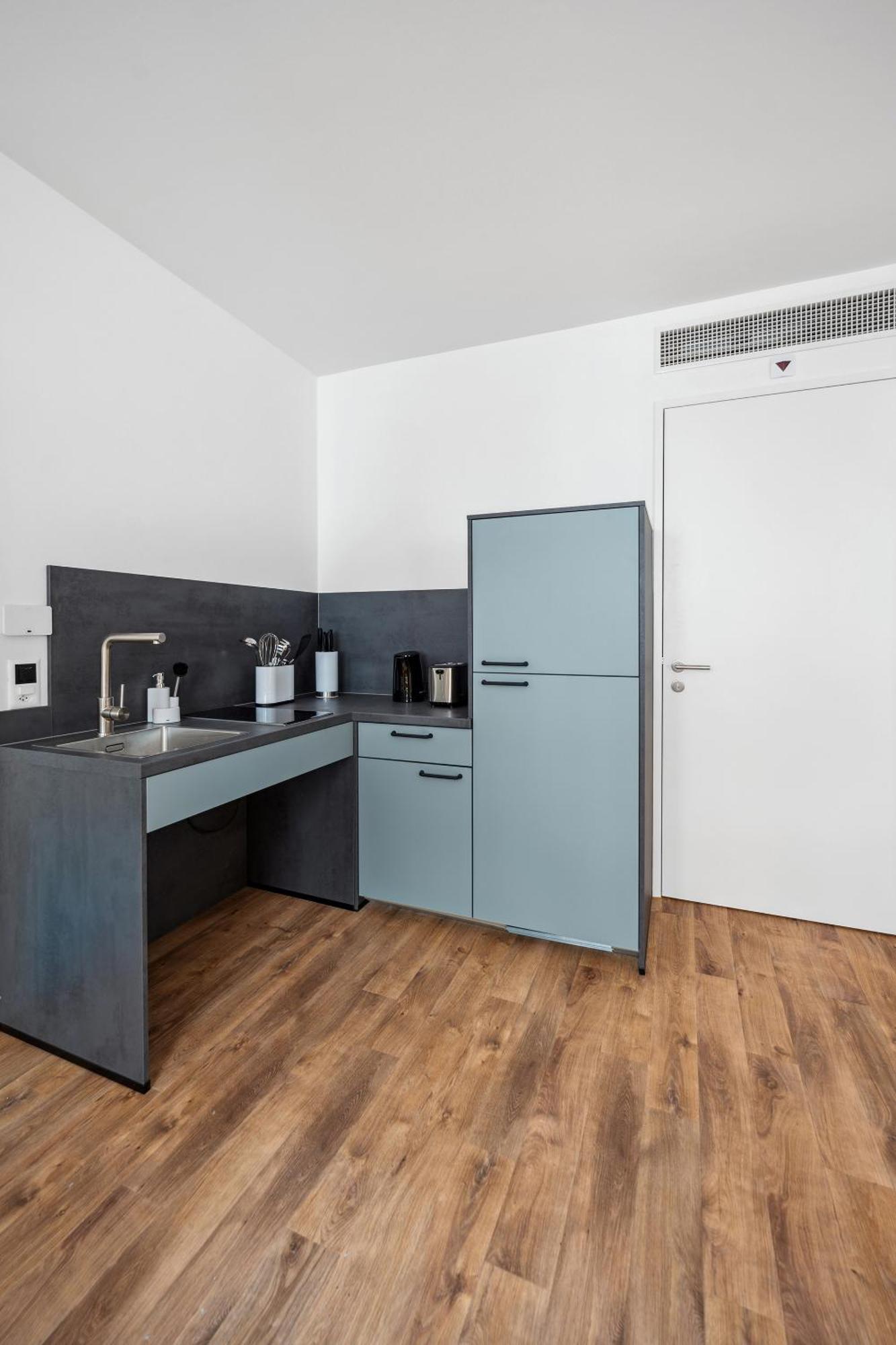 Limehome Basel Muenzgasse Habitación foto